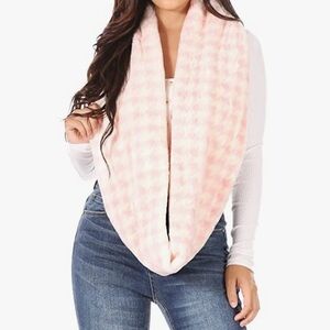 NWT sakkas soft furry reversible short twist wrap around scarf one size